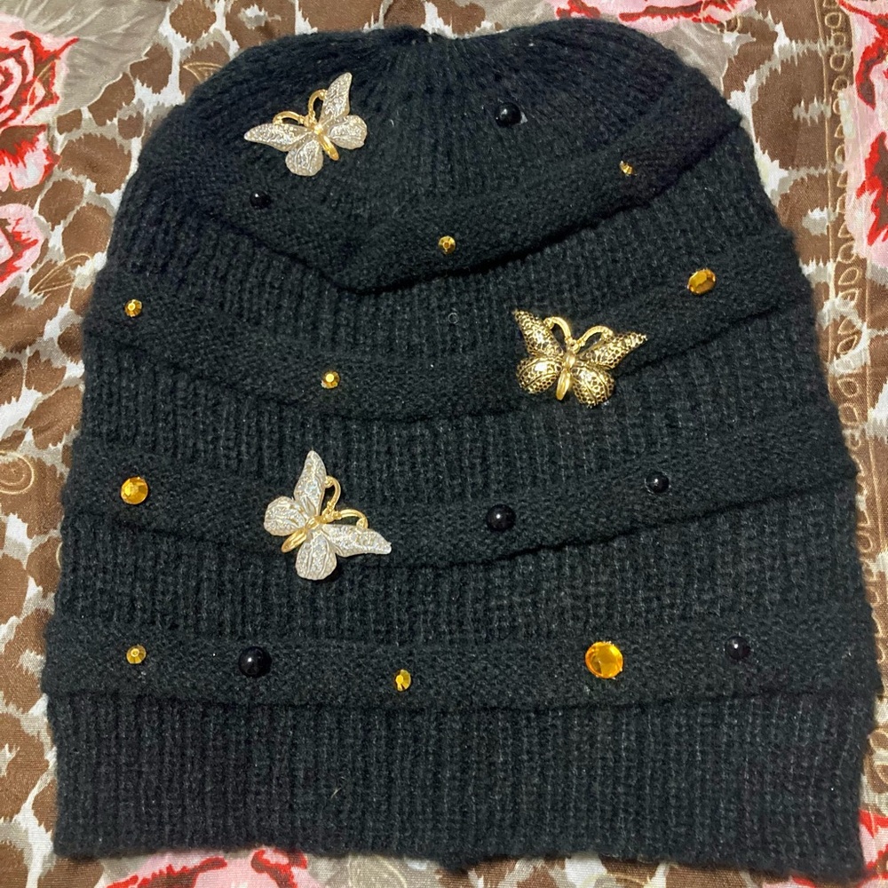 Source Unknown Black Knit Hat with Gold and Silver Butterfly Accents
